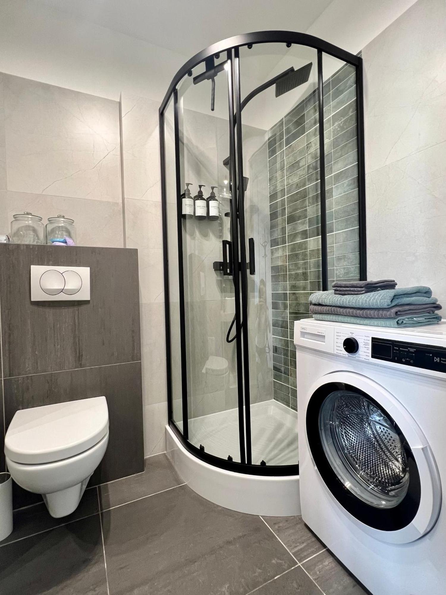 Apartament Przytulny 5 - Las, Self Check In, Dworzec Pkp ジェシュフ エクステリア 写真